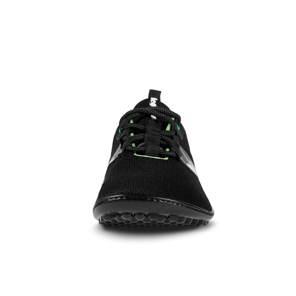 Barfußschuhe Leguano Spinwyn in Schwarz, Vorderansicht, flexible und komfortable Sportschuhe für natürliche Bewegung, im Onlineshop für Barfußschuhe.