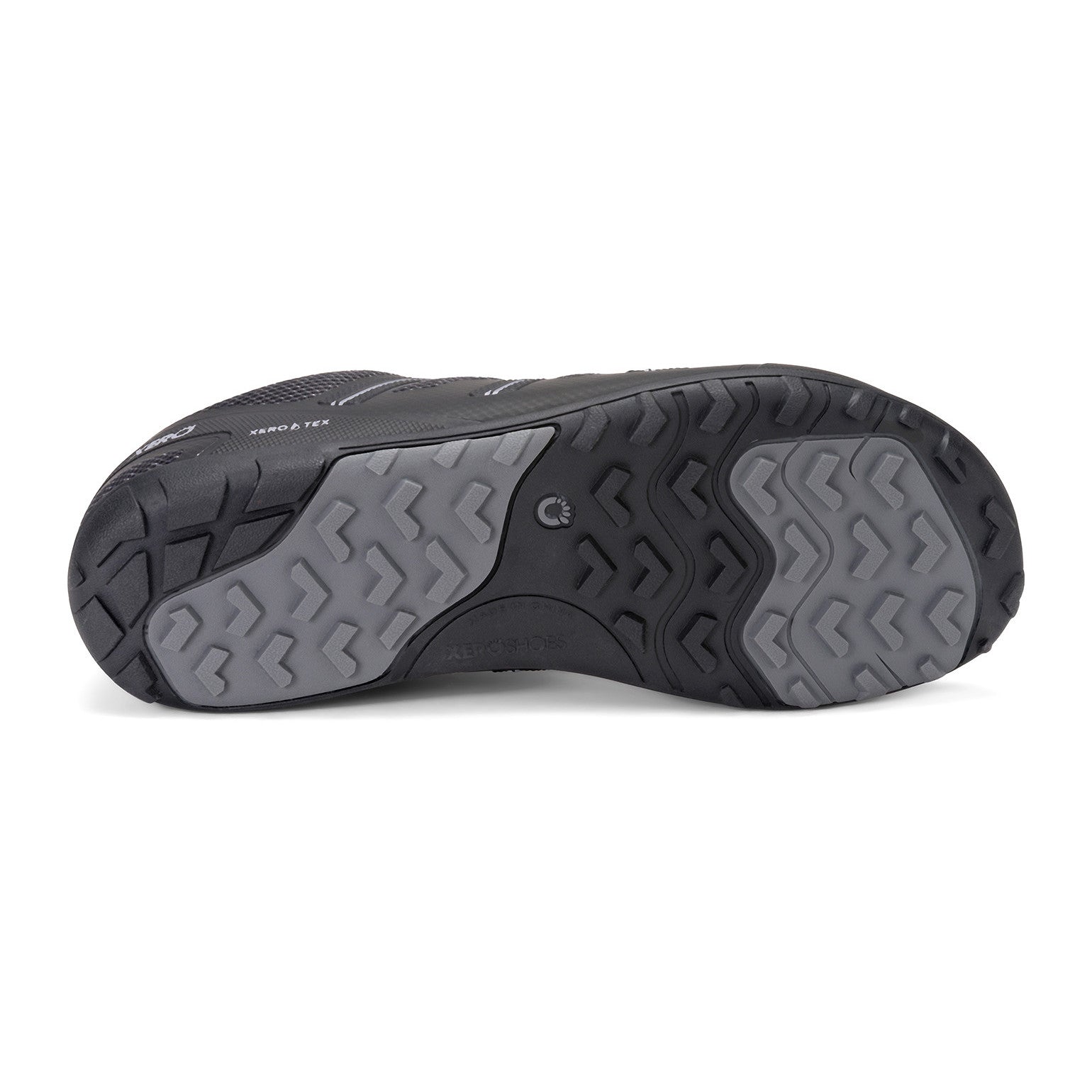 Xero Shoes Mesa Trail WP wasserdichte Barfußschuhe für Herren in Schwarz mit Sohle von unten im Onlineshop für Barfußschuhe, optimal zum Wandern.